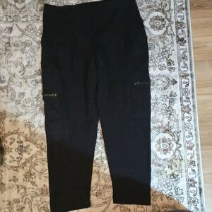 High-Rise Black Cargo-Style Pull-On Leggings